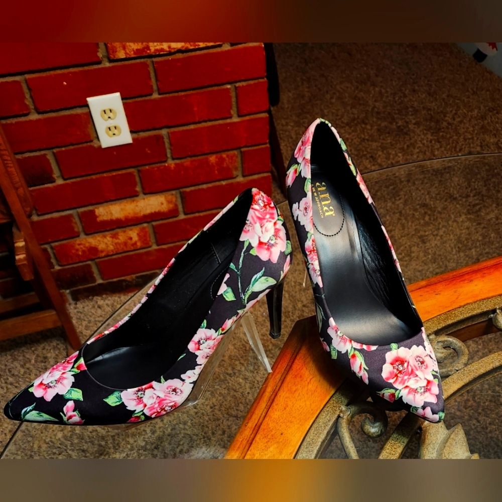 Floral Dress Shoe